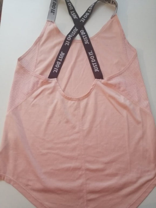 🏃🏻‍♀️Camiseta Nike Rosa Dri Fit🩷